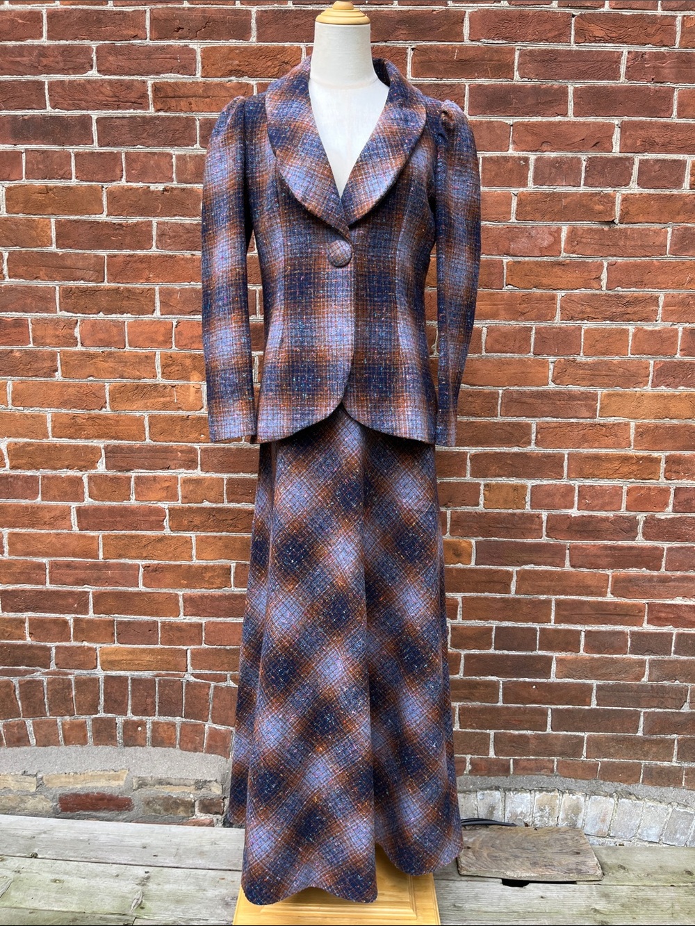 Women’s Vintage Brown & Blue Plaid Wool Jacket and Skirt Set